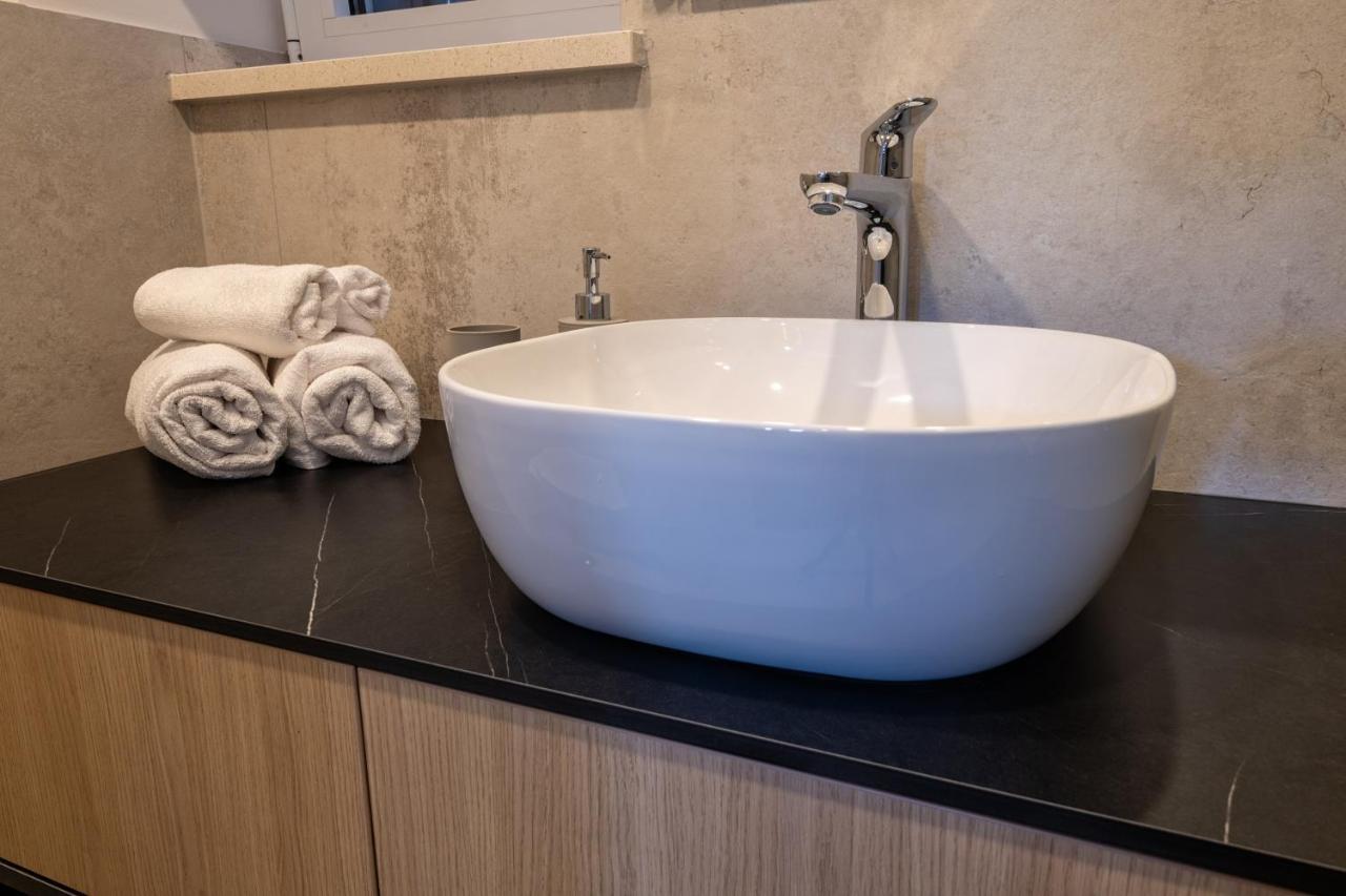 Luxury Seaview Apartment - Mare スラノ エクステリア 写真